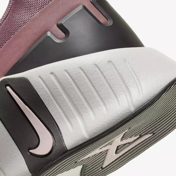 [NEW] Women's Nike Free Metcon 5 Workout Shoes DV3950-201 - Picture 8 of 8